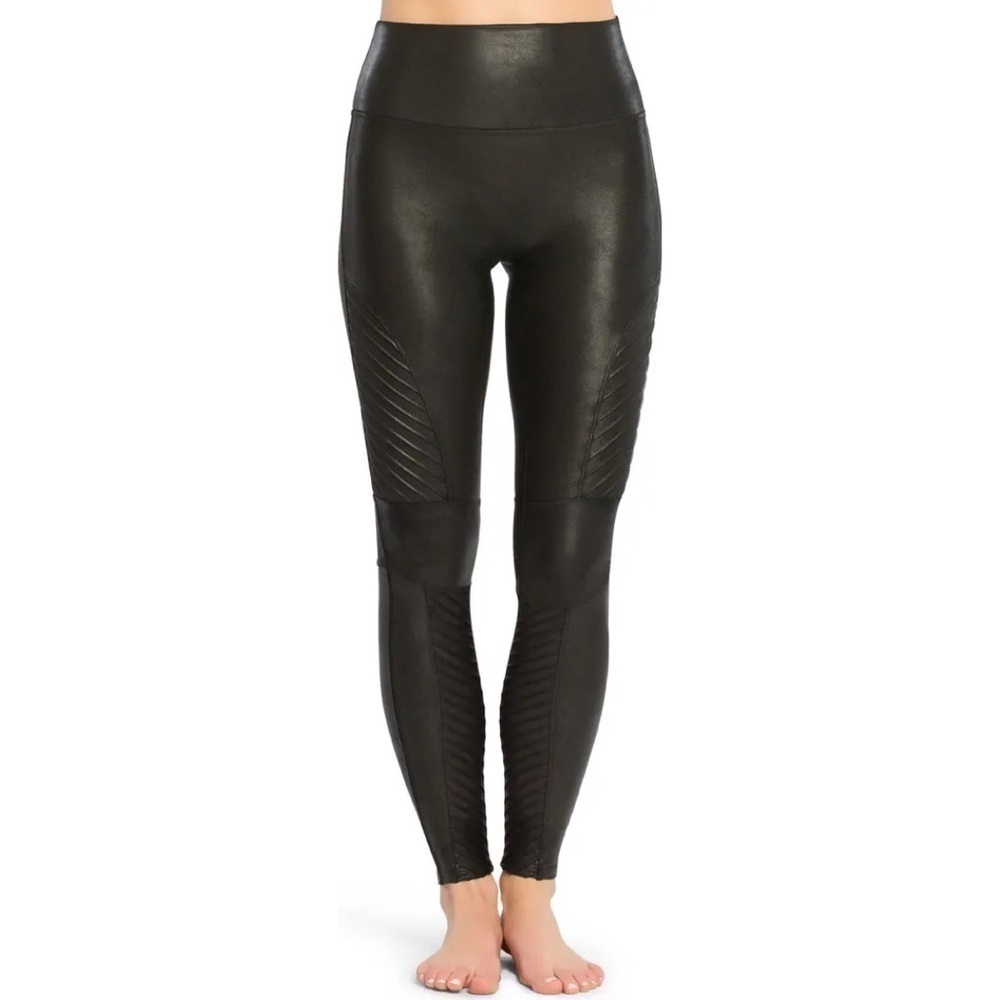 SPANX Very Black Faux Leather Moto Leggings SZ. M​​​​​​​​​​​​​